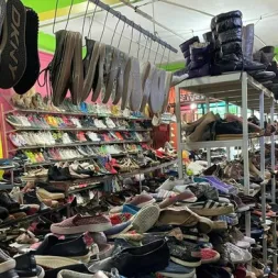 Kemenperin Usut Penyelundupan Sepatu Bekas Untuk Donasi dari Singapura